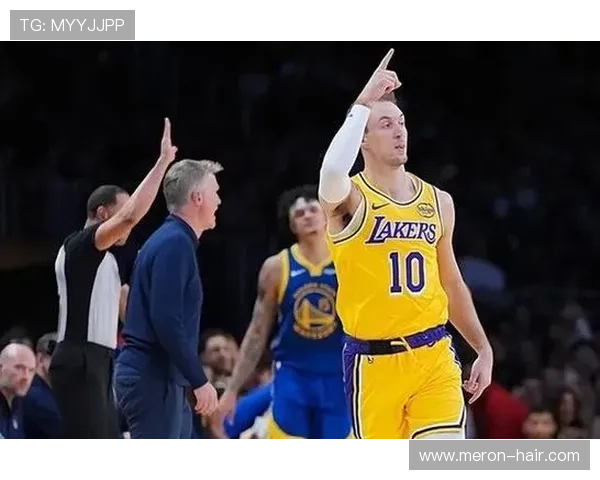 湖人大胜国王肯纳德表现亮眼艾顿失色 湖人大胜国王肯纳德表现亮眼艾顿失色